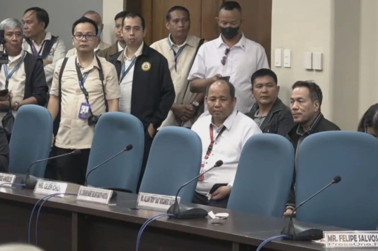 empty seats in house hearing