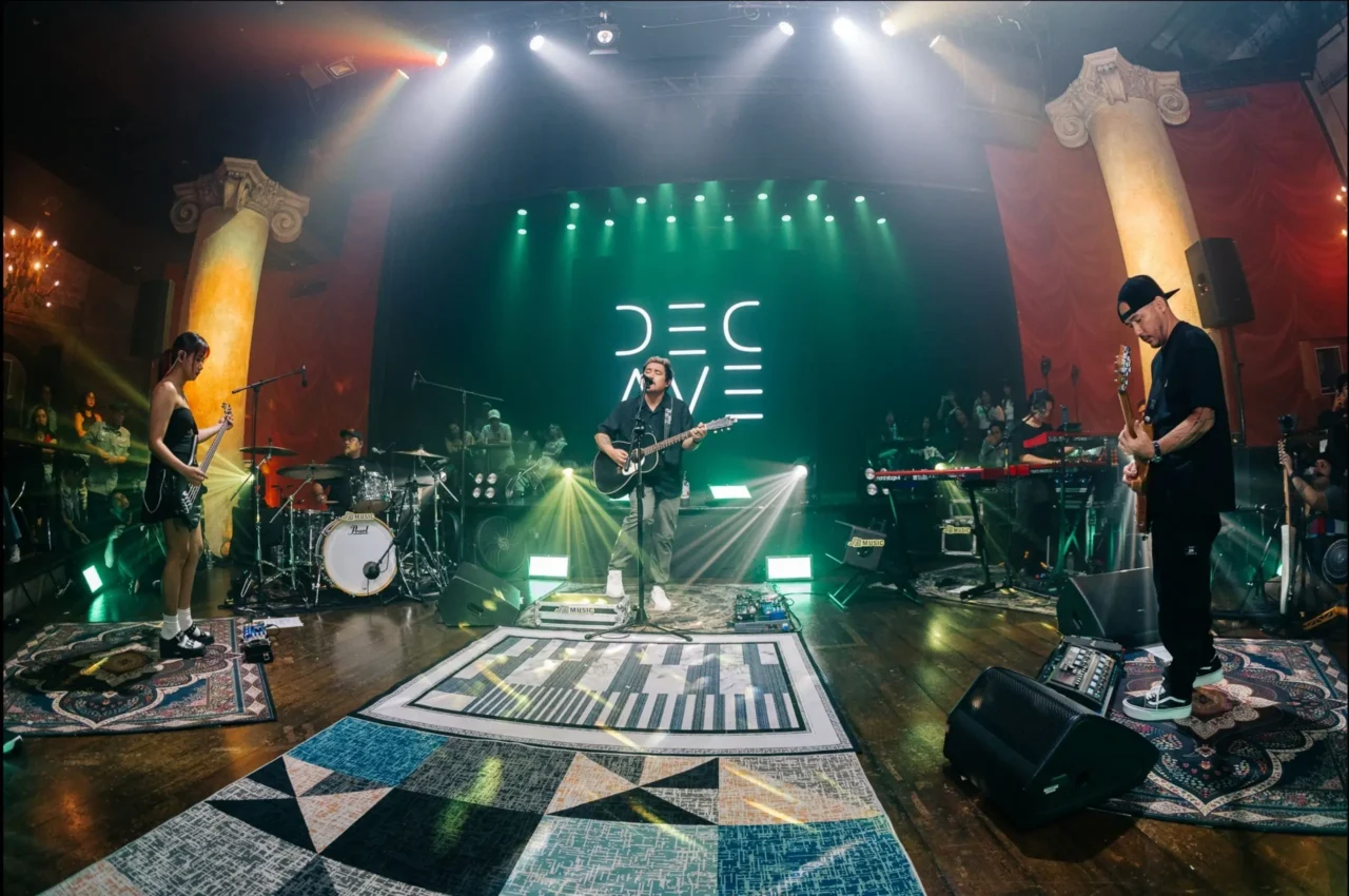 December Avenue