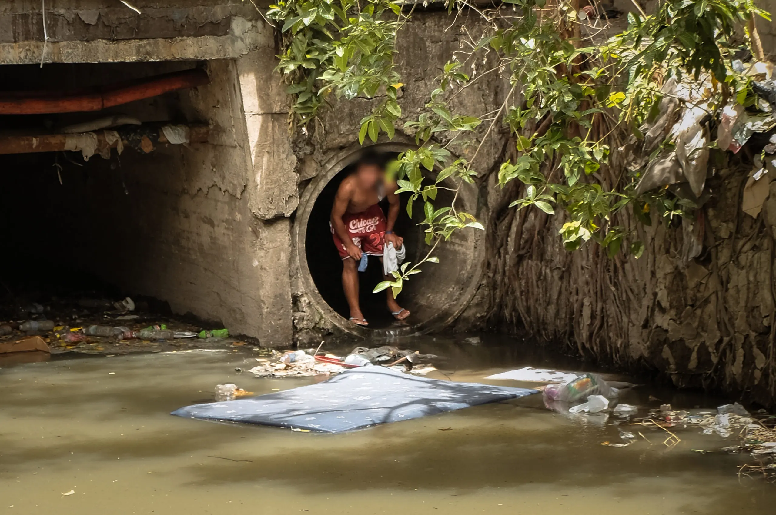makati mole people