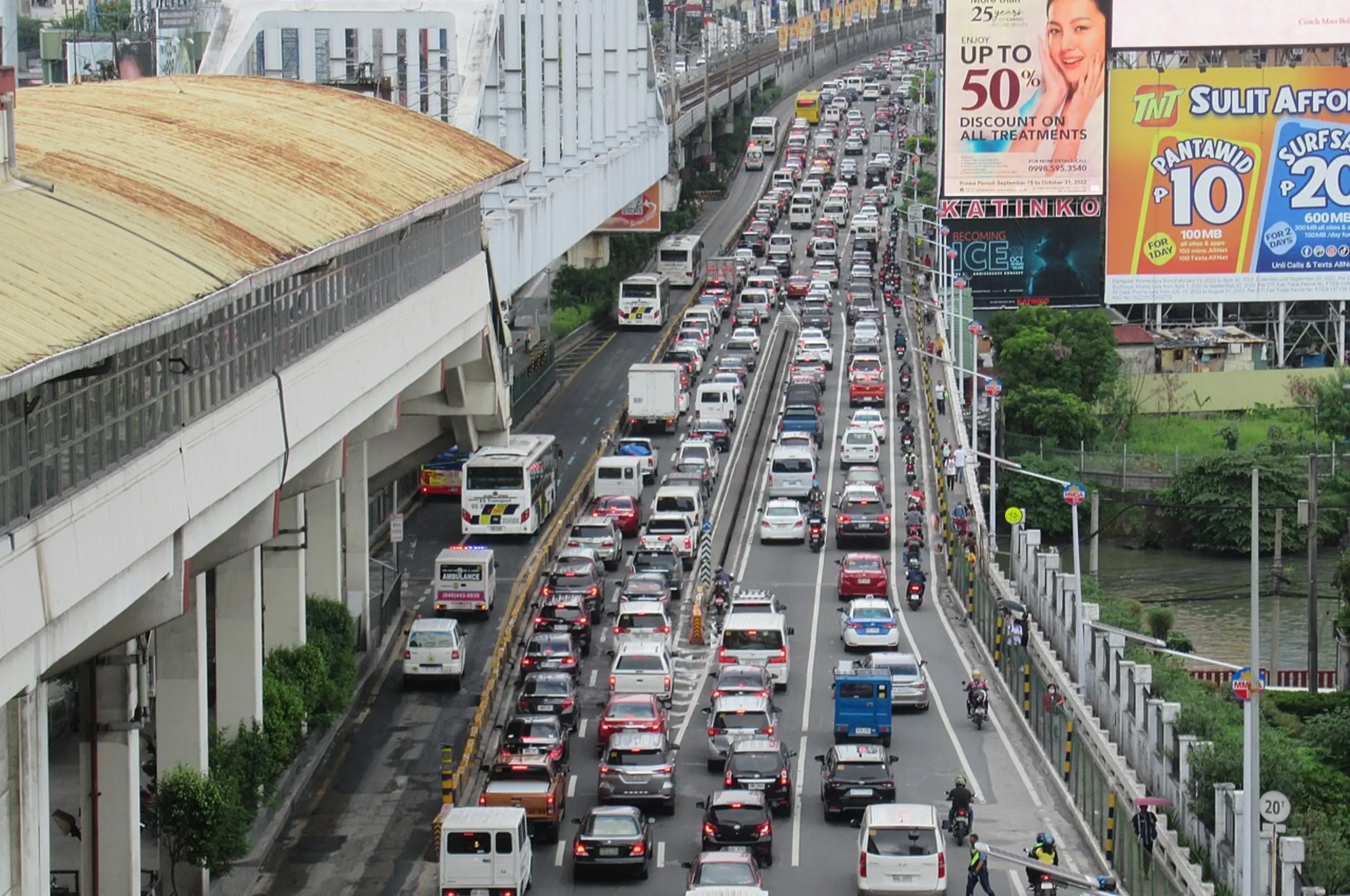edsa guadalupe bridge traffic