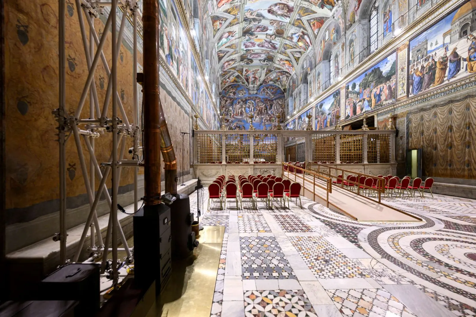 sistine chapel stove vatican chimney