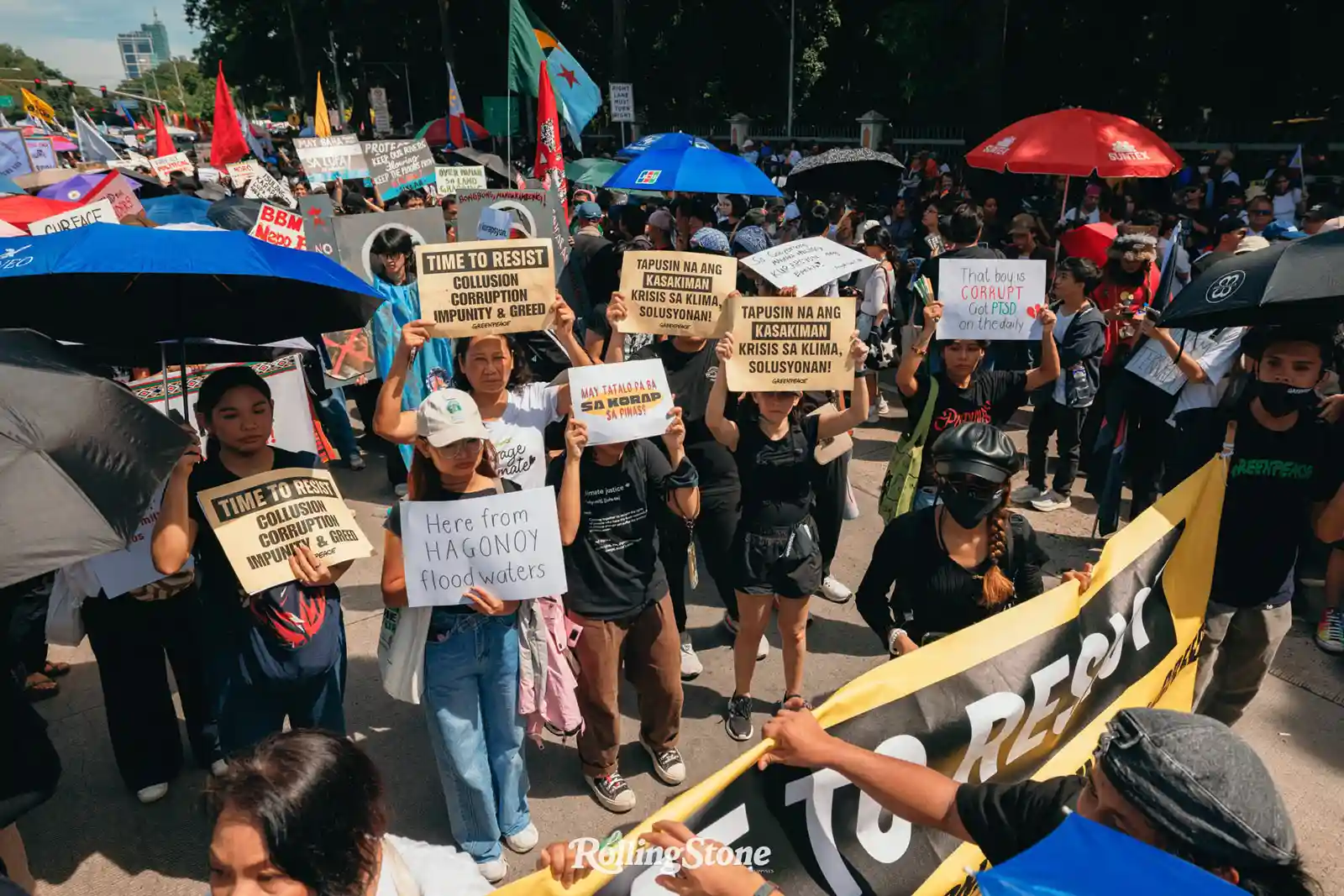 protesters at baha sa luneta rally